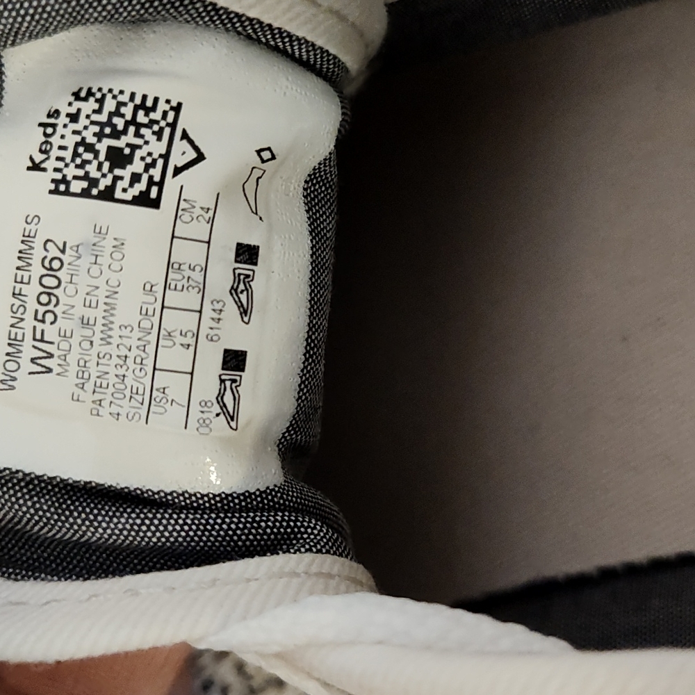 Keds Sneakers - Picture 5 of 6